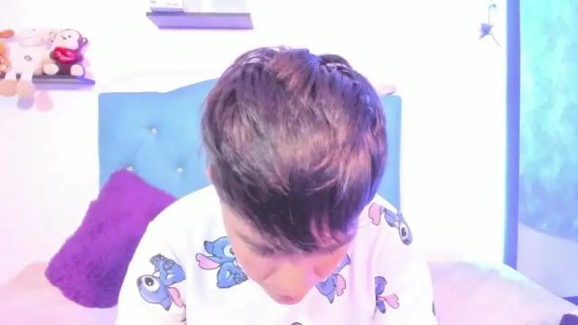 Image 11 of hannah_emma Stream on Chaturbate on 20 months ago