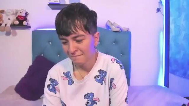 Image 8 of hannah_emma Stream on Chaturbate on 20 months ago