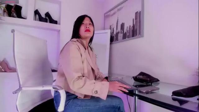 Image 2 of hannah_hcb Stream on Chaturbate on 2 months ago