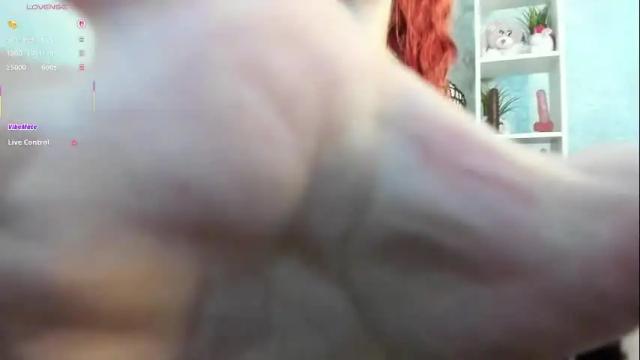 Image 2 of hannah_lourens Stream on Chaturbate on 1 month ago