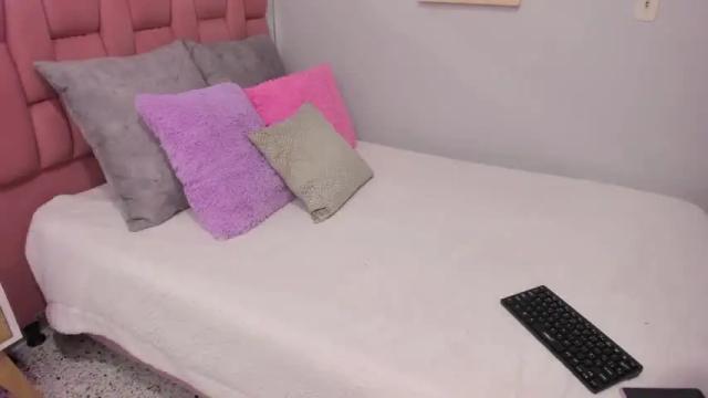 Image 2 of hannah_martinez_ Stream on Chaturbate on 12 months ago