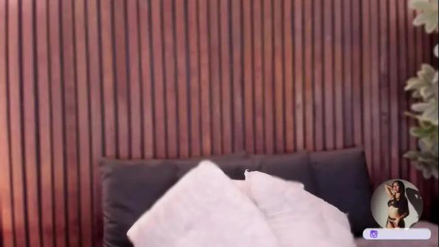 Image 11 of hannah_pavan Stream on Chaturbate on 1 month ago