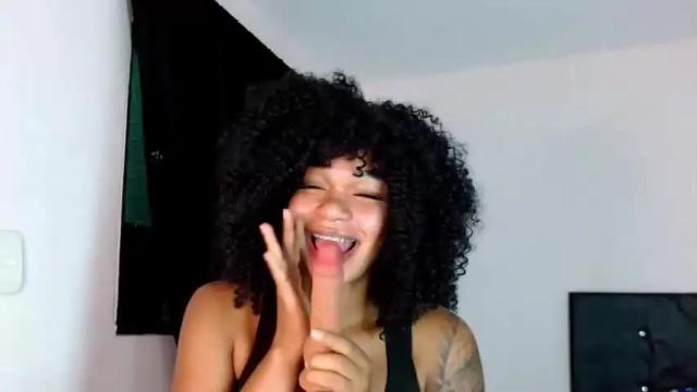 Image 2 of hannah_pm12 Stream on Chaturbate on 22 months ago