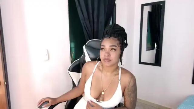 Image 2 of hannah_pm12 Stream on Chaturbate on 18 months ago