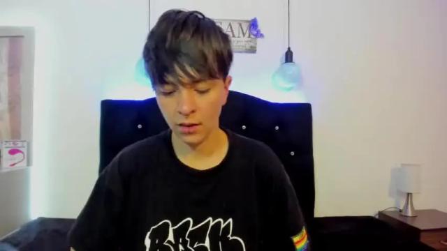 Image 2 of hannah_queen__ Stream on Chaturbate on 14 months ago