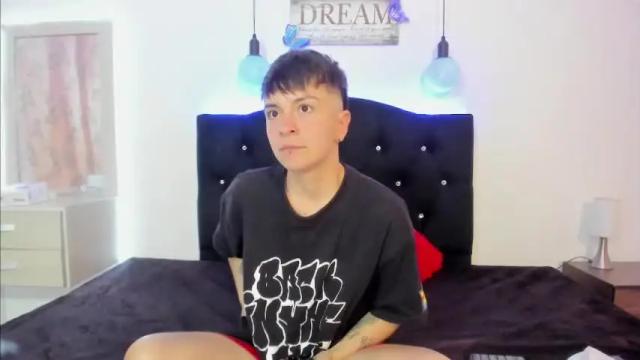 Image 4 of hannah_queen__ Stream on Chaturbate on 13 months ago