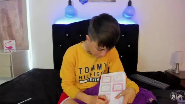 Image 11 of hannah_queen__ Stream on Chaturbate on 13 months ago
