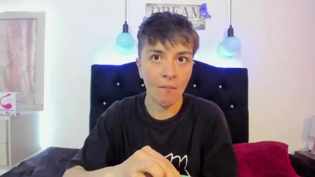 Image 4 of hannah_queen__ Stream on Chaturbate on 13 months ago
