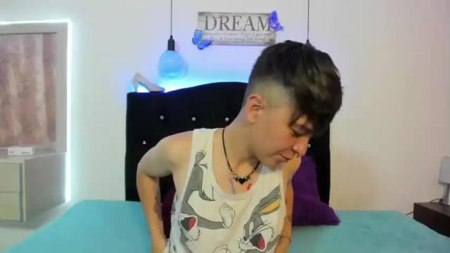 Image 11 of hannah_redd Stream on Chaturbate on 18 months ago