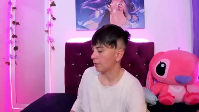 Image 10 of hannah_sweet1 Stream on Chaturbate on 19 months ago