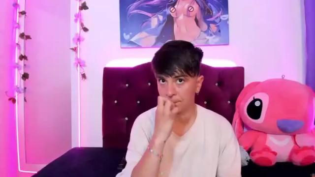 Image 8 of hannah_sweet1 Stream on Chaturbate on 19 months ago