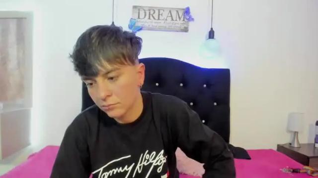 Image 11 of hannah_sweet1 Stream on Chaturbate on 19 months ago