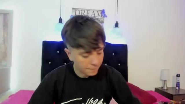 Image 7 of hannah_sweet1 Stream on Chaturbate on 19 months ago