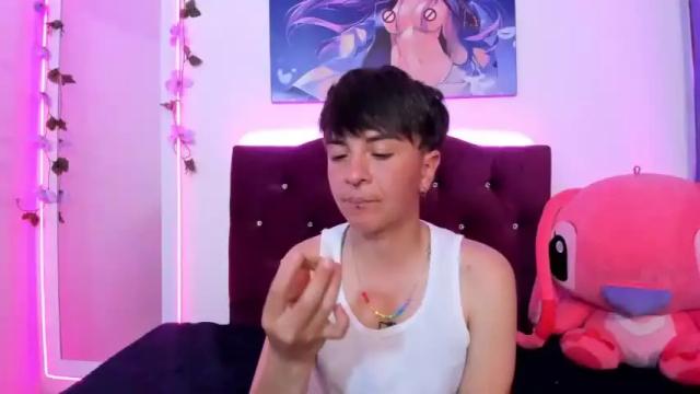 Image 12 of hannah_sweet1 Stream on Chaturbate on 19 months ago