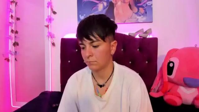Image 2 of hannah_sweet1 Stream on Chaturbate on 18 months ago