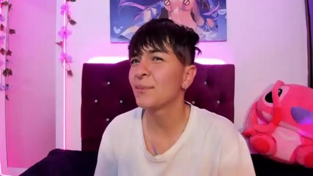 Image 2 of hannah_sweet1 Stream on Chaturbate on 18 months ago