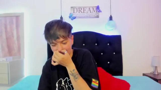 Image 12 of hannah_sweet1 Stream on Chaturbate on 18 months ago