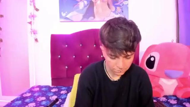 Image 2 of hannah_sweet1 Stream on Chaturbate on 18 months ago