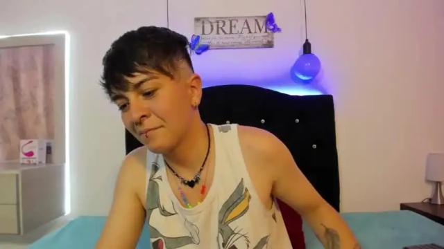 Image 6 of hannah_sweet1 Stream on Chaturbate on 18 months ago