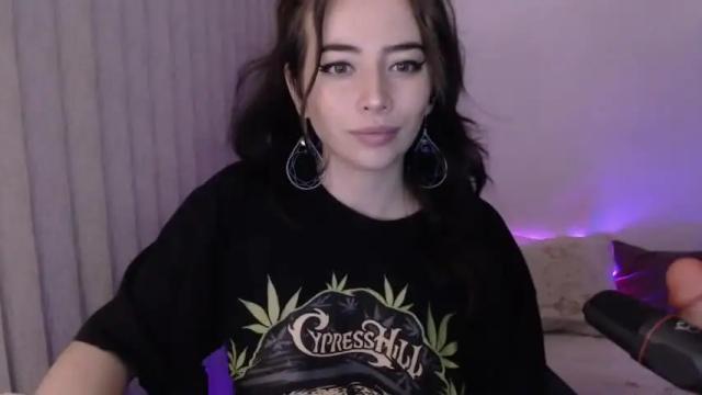 Image 6 of hannah_valhalla Stream on Chaturbate on 23 months ago
