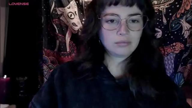 Image 10 of hannah_valhalla Stream on Chaturbate on 1 month ago