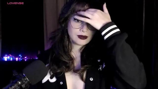 Image 10 of hannah_valhalla Stream on Chaturbate on 22 days ago