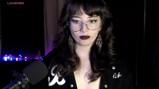 Image 7 of hannah_valhalla Stream on Chaturbate on 22 days ago