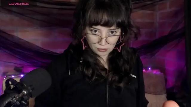 Thumbnail 3, hannah_valhalla's Stream at Chaturbate, 17 days ago