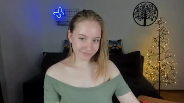 Image 11 of hannaharperr Stream on Chaturbate on 19 months ago