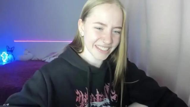 Image 7 of hannaharperr Stream on Chaturbate on 16 months ago