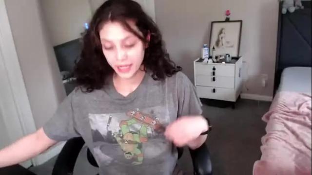 Image 4 of hannahbreeze Stream on Chaturbate on 3 months ago