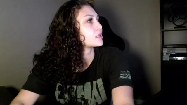 Image 3 of hannahbreeze Stream on Chaturbate on 3 months ago