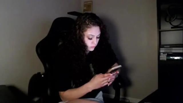 Image 6 of hannahbreeze Stream on Chaturbate on 3 months ago