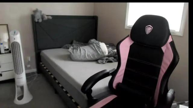 Thumbnail 3, hannahbreeze's Stream at Chaturbate, 2 months ago