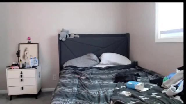Image 4 of hannahbreeze Stream on Chaturbate on 2 months ago