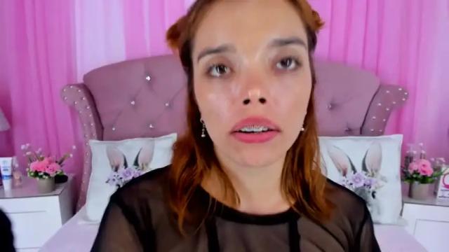 Image 6 of hannahill69 Stream on Chaturbate on 12 months ago