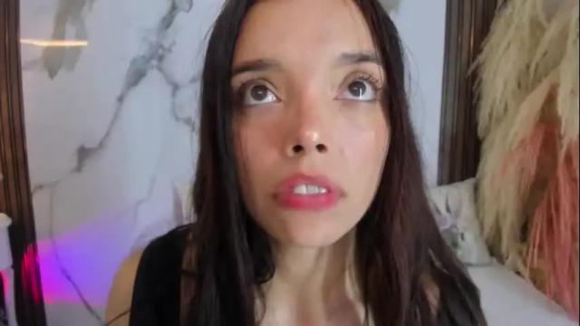 Image 4 of hannahill69 Stream on Chaturbate on 2 months ago