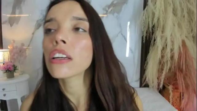 Image 7 of hannahill69 Stream on Chaturbate on 2 months ago