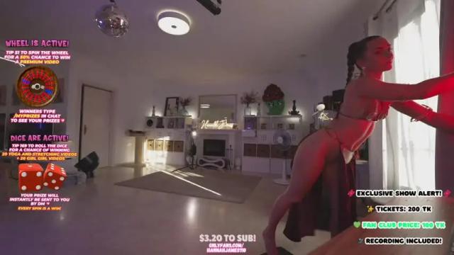 Image 4 of hannahjames710 Stream on Chaturbate on 2 months ago
