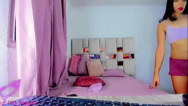 Image 2 of hannahsmit_ Stream on Chaturbate on 1 month ago