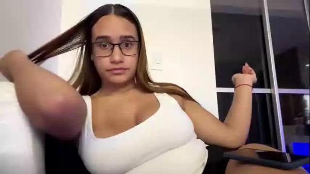 Thumbnail 1, hannakoff's Stream at Chaturbate, 2 months ago