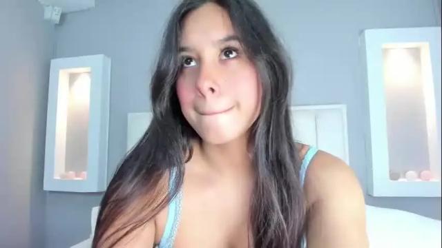 Image 7 of hannapaola Stream on Chaturbate on 2 days ago