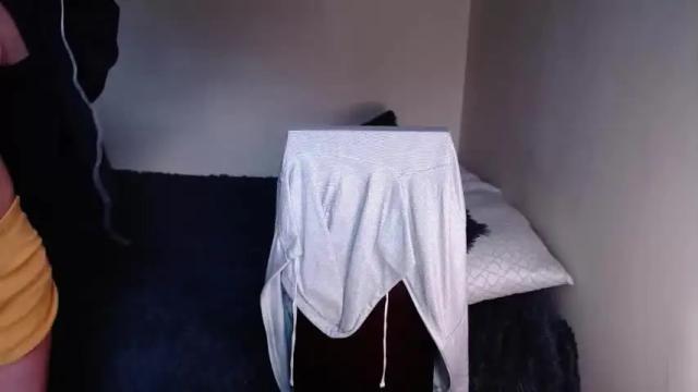 Image 3 of hannarose31 Stream on Chaturbate on 21 months ago