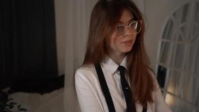 Image 2 of hannasthesia Stream on Chaturbate on 15 months ago