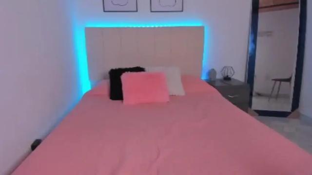 Image 3 of hannawilliams_ Stream on Chaturbate on 16 months ago