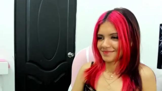 Image 3 of hanny_belly Stream on Chaturbate on 16 months ago