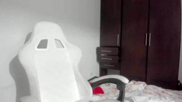 Image 3 of hanny_kail Stream on Chaturbate on 16 months ago