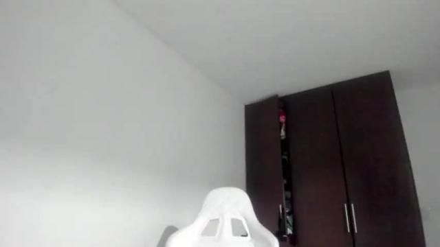 Image 3 of hanny_kail Stream on Chaturbate on 15 months ago