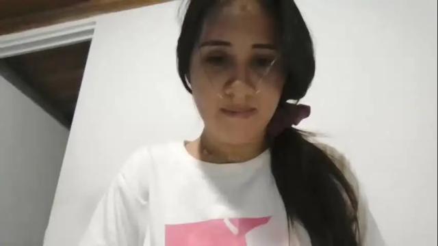 Image 8 of hanny_kail Stream on Chaturbate on 2 months ago