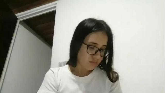Image 10 of hanny_kail Stream on Chaturbate on 29 days ago